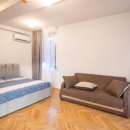 Dazhotels Tiflis Exterior foto